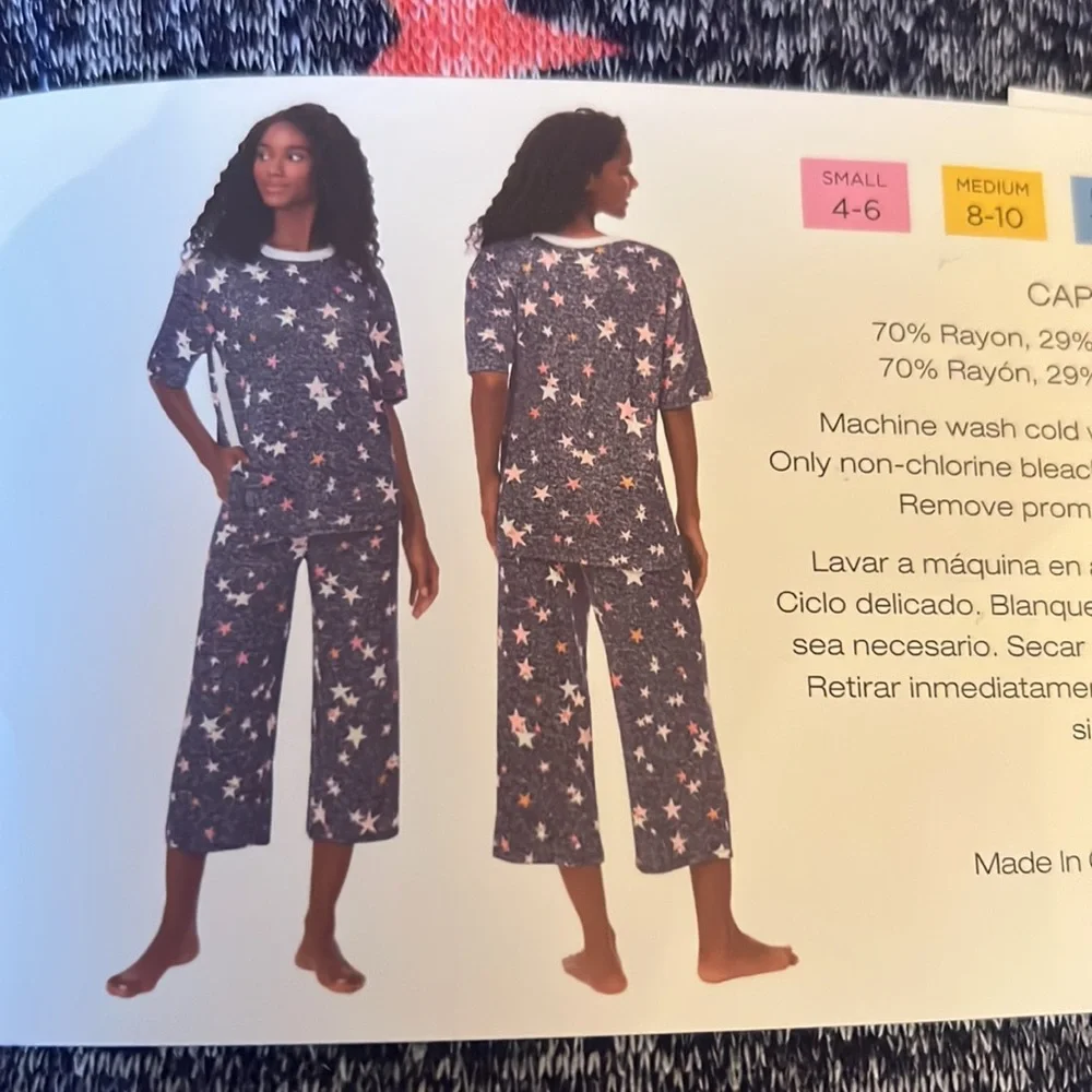 DKNY Women's Elastic Waistband Capri & Short Sleeve
Pajama Set (Navy Star, XXL) - Picture 2 of 7